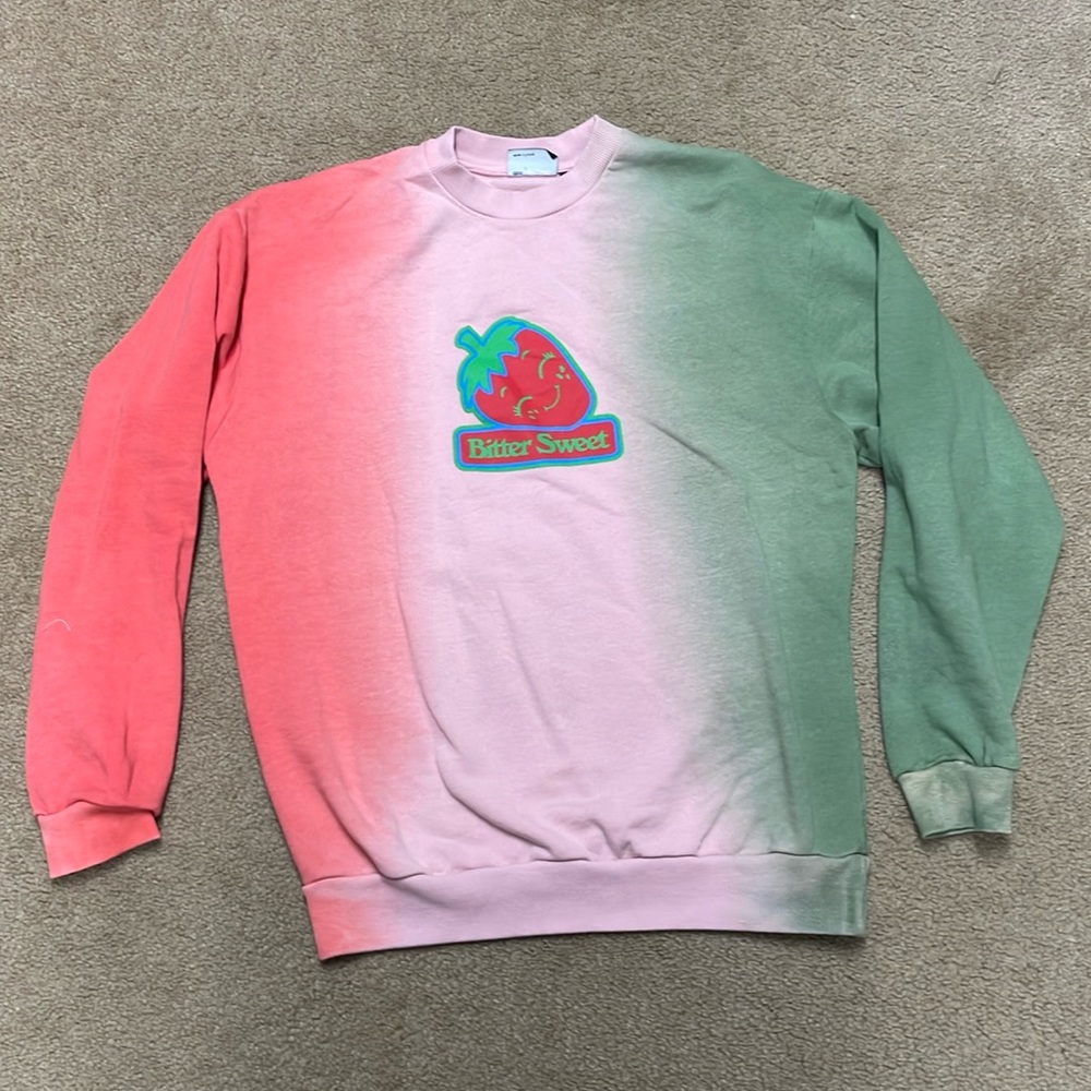 ASOS Design men’s crewneck. XS